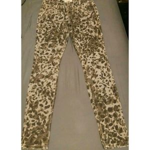 Current/Elliott Leopard 25 Ankle Skinny Pants
